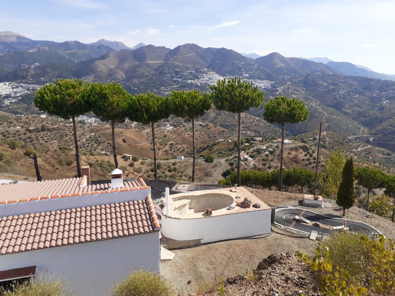 IMPRESIONANTE CASA DE CAMPO EN ARCHEZ