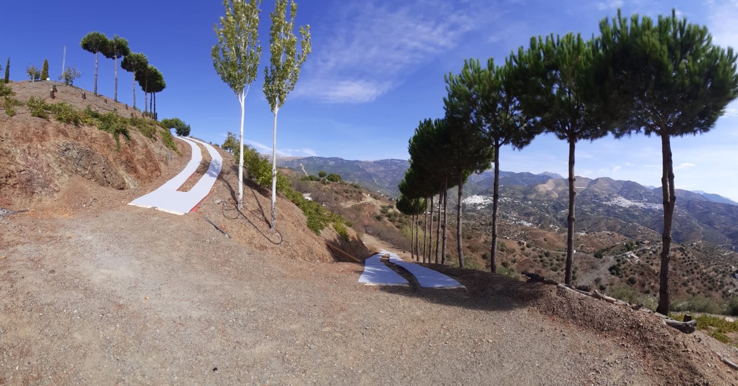 IMPRESIONANTE CASA DE CAMPO EN ARCHEZ