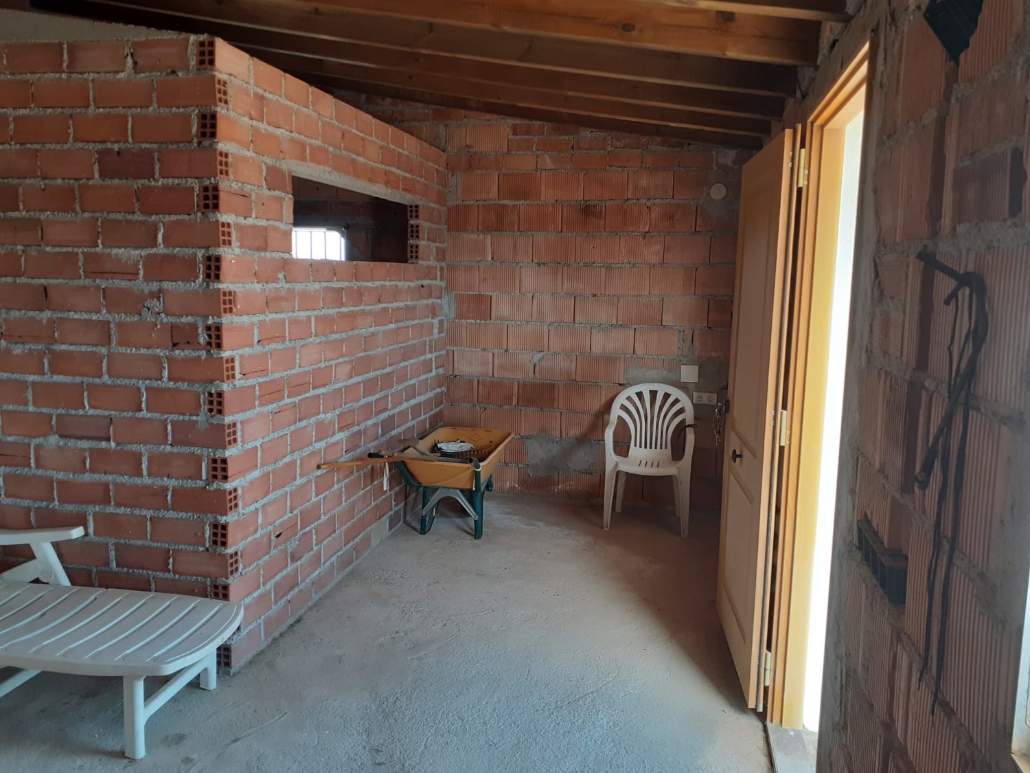 IMPRESIONANTE CASA DE CAMPO EN ARCHEZ