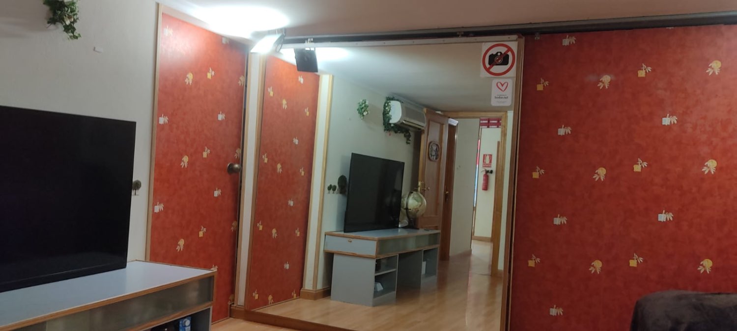 OPORTUNIDAD LOCAL EN TORRE DEL MAR