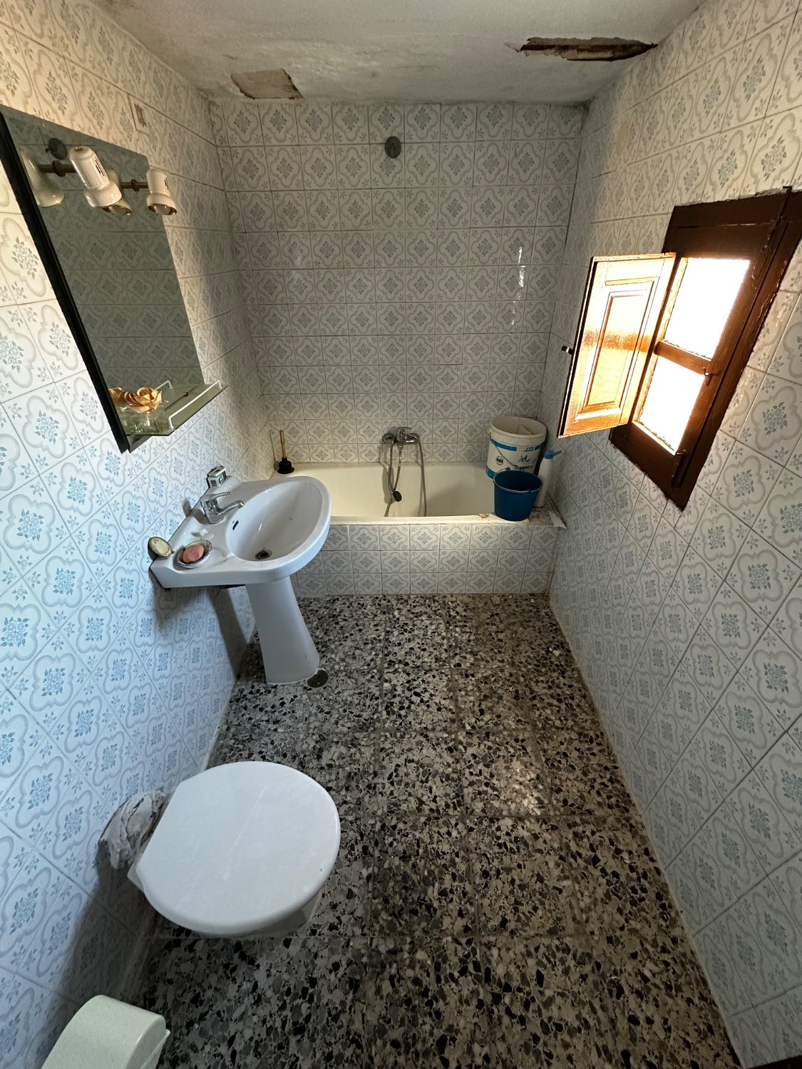 OPORTUNIDAD CASA 3 PLANTAS EN CANILLAS DE ACEITUNO