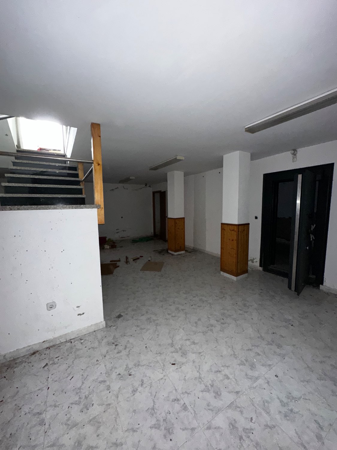 OCASION LOCAL VELEZ MALAGA