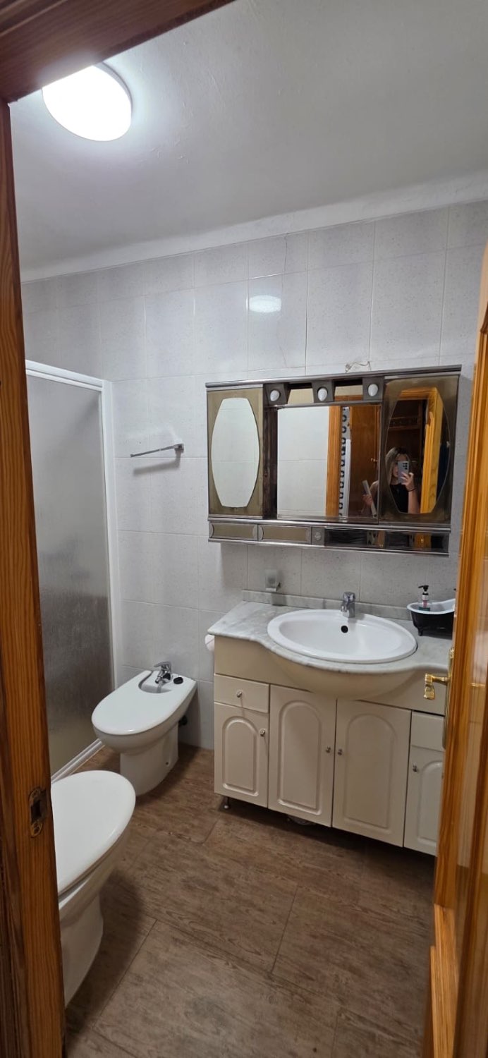 OPORTUNIDAD VENTA CASA VELEZ MALAGA