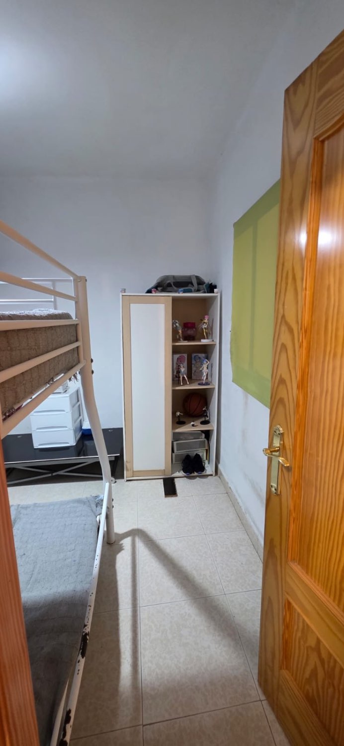 OPORTUNIDAD VENTA CASA VELEZ MALAGA