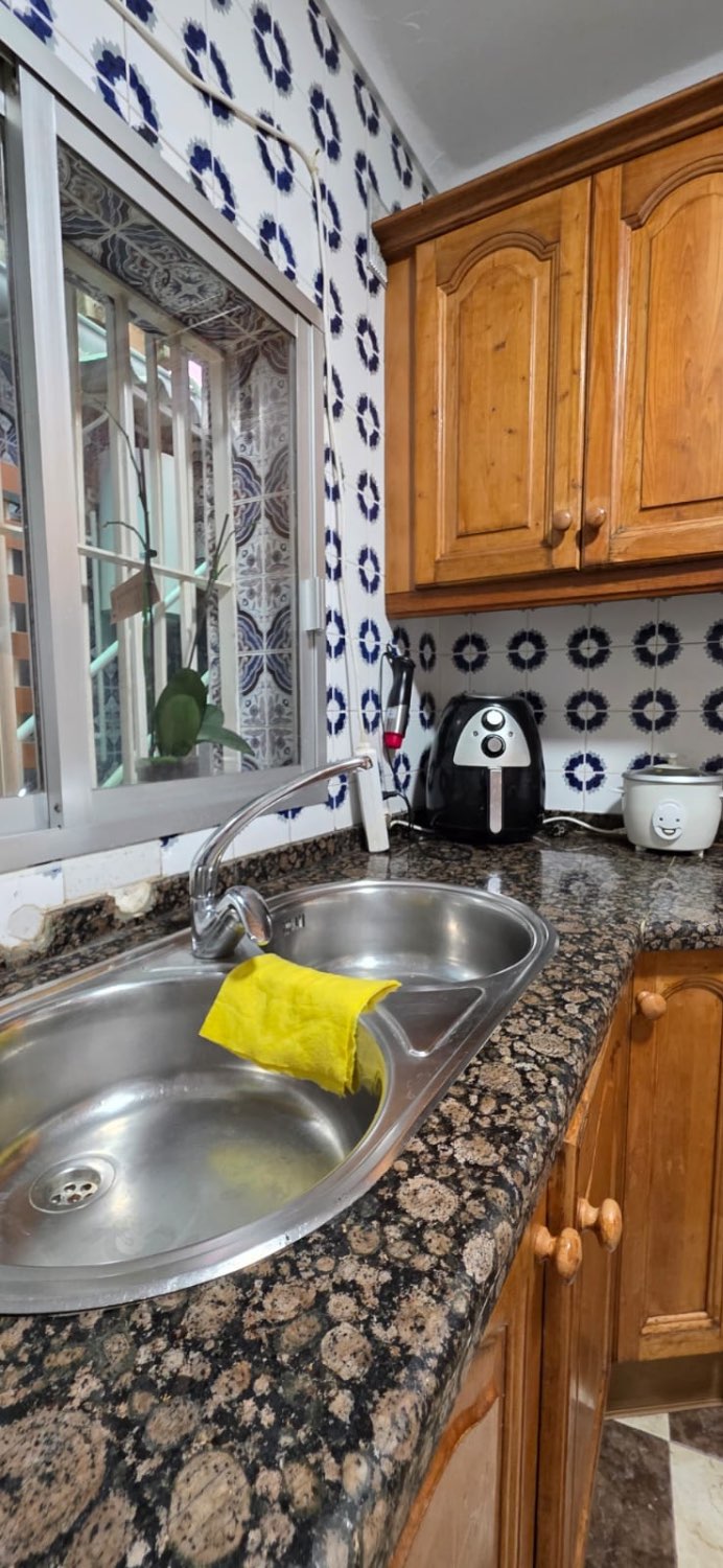 OPORTUNIDAD VENTA CASA VELEZ MALAGA