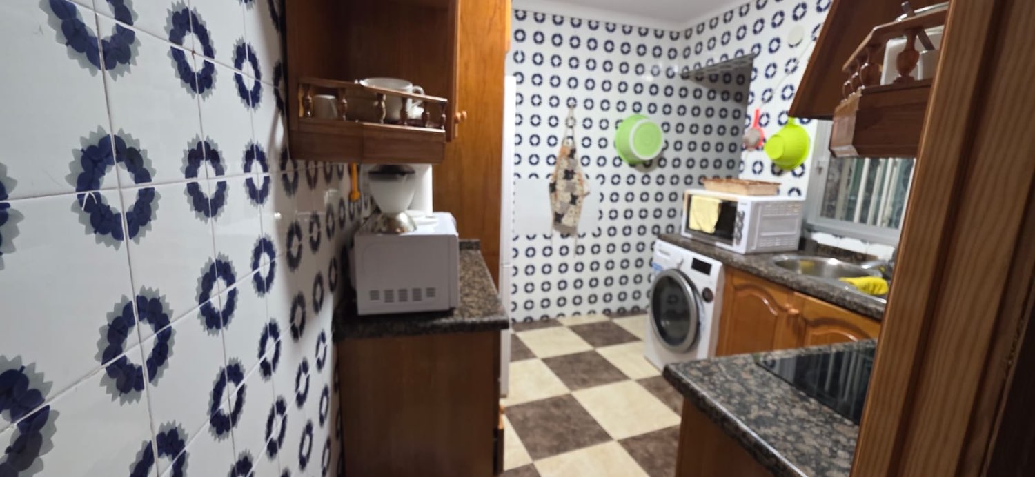 OPORTUNIDAD VENTA CASA VELEZ MALAGA