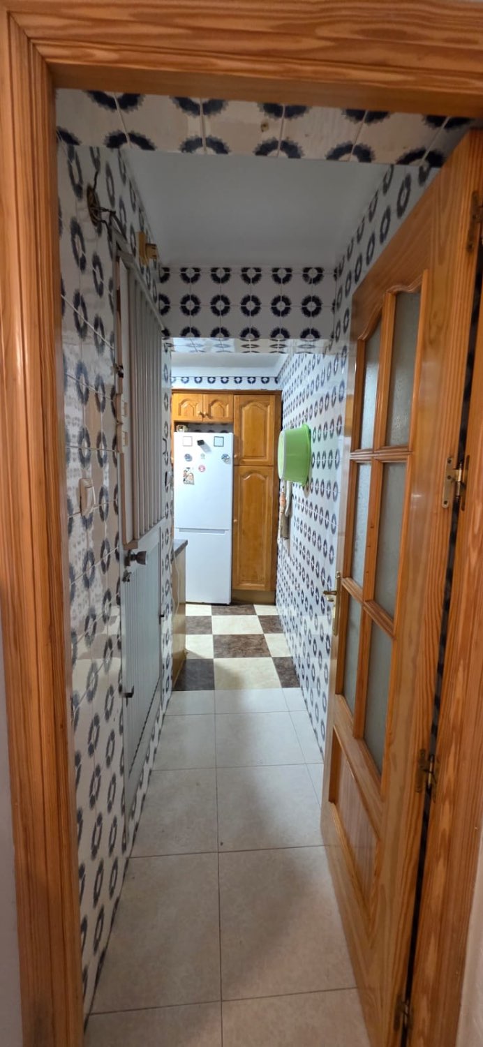 OPORTUNIDAD VENTA CASA VELEZ MALAGA