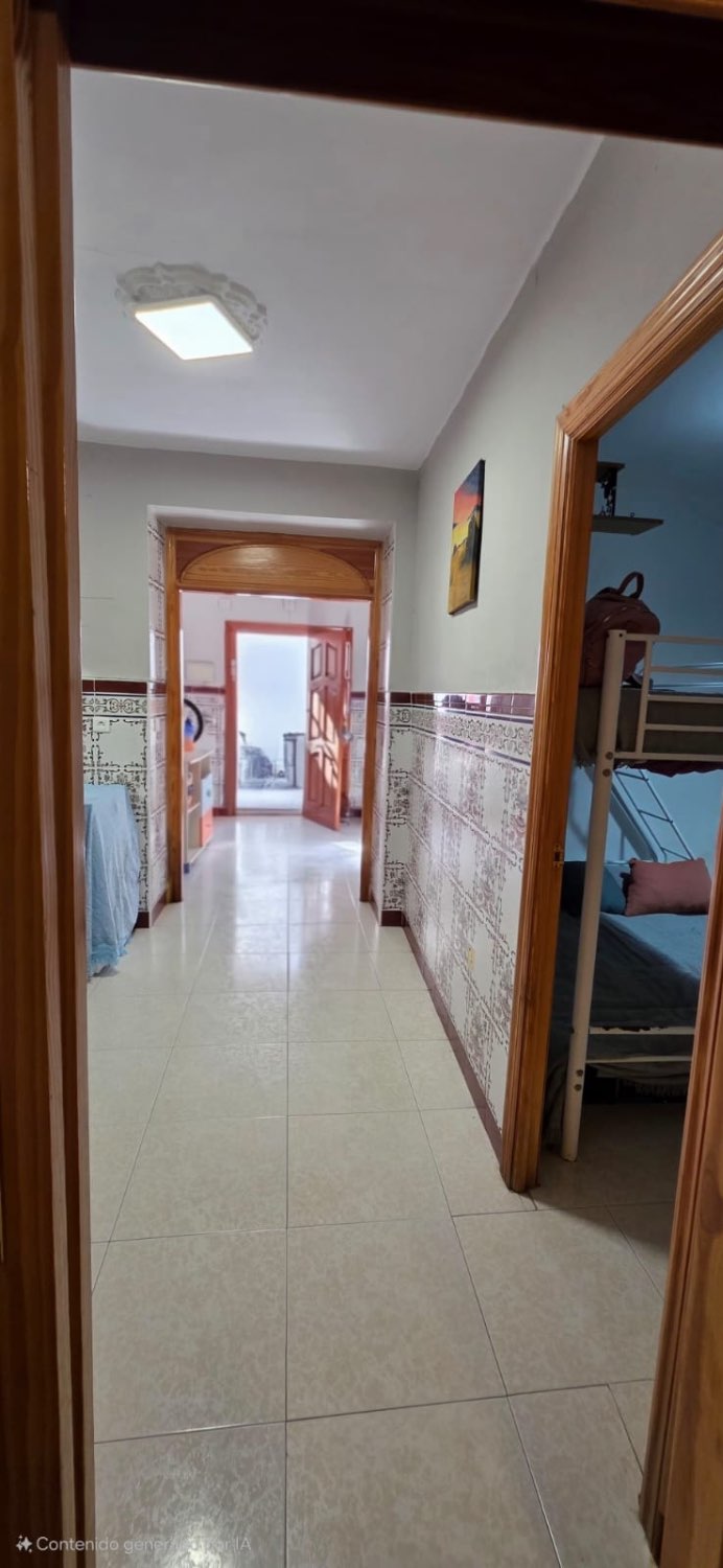 OPORTUNIDAD VENTA CASA VELEZ MALAGA