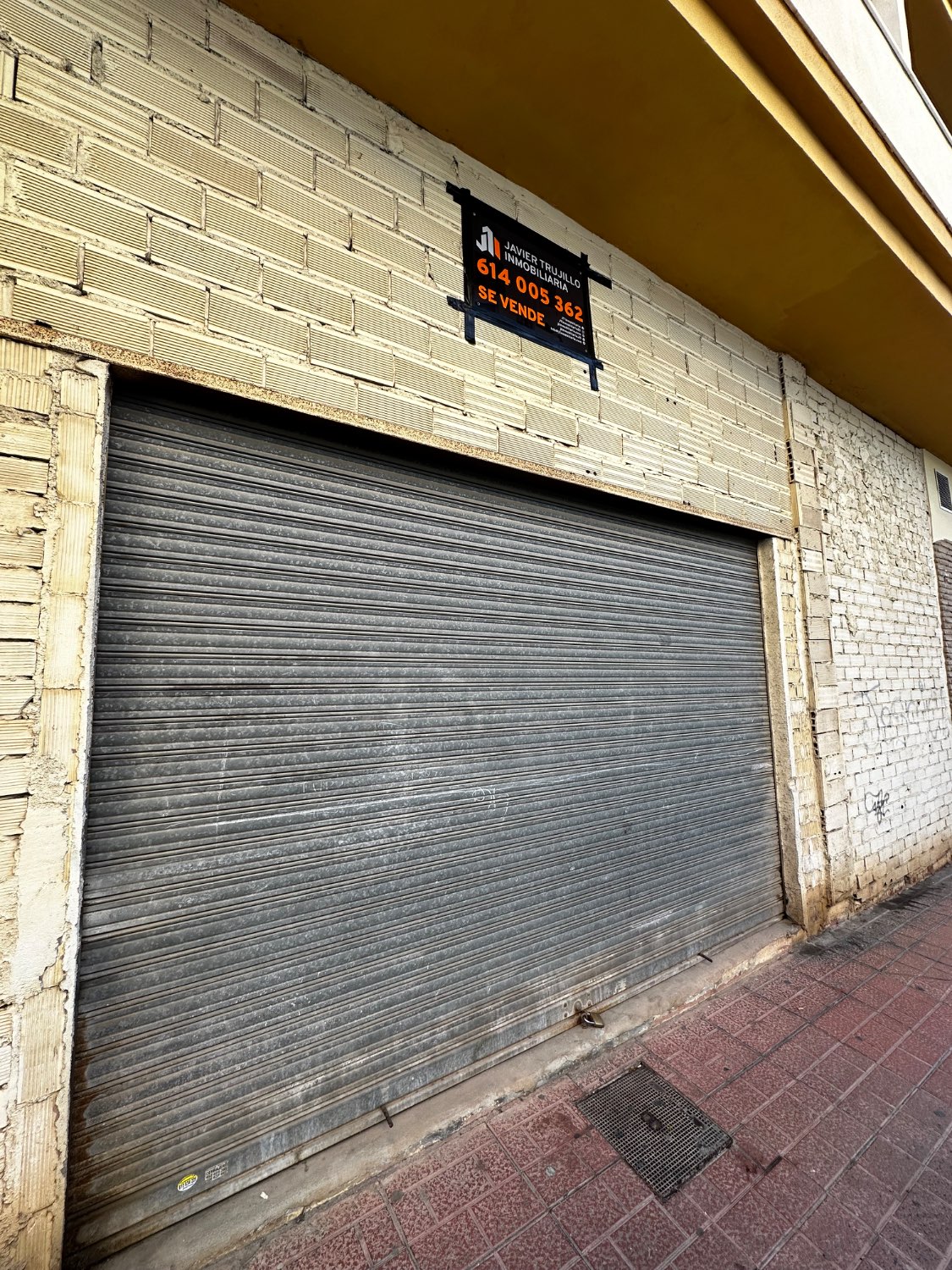 OPORTUNIDAD VENTA LOCAL EN VELEZ MALAGA