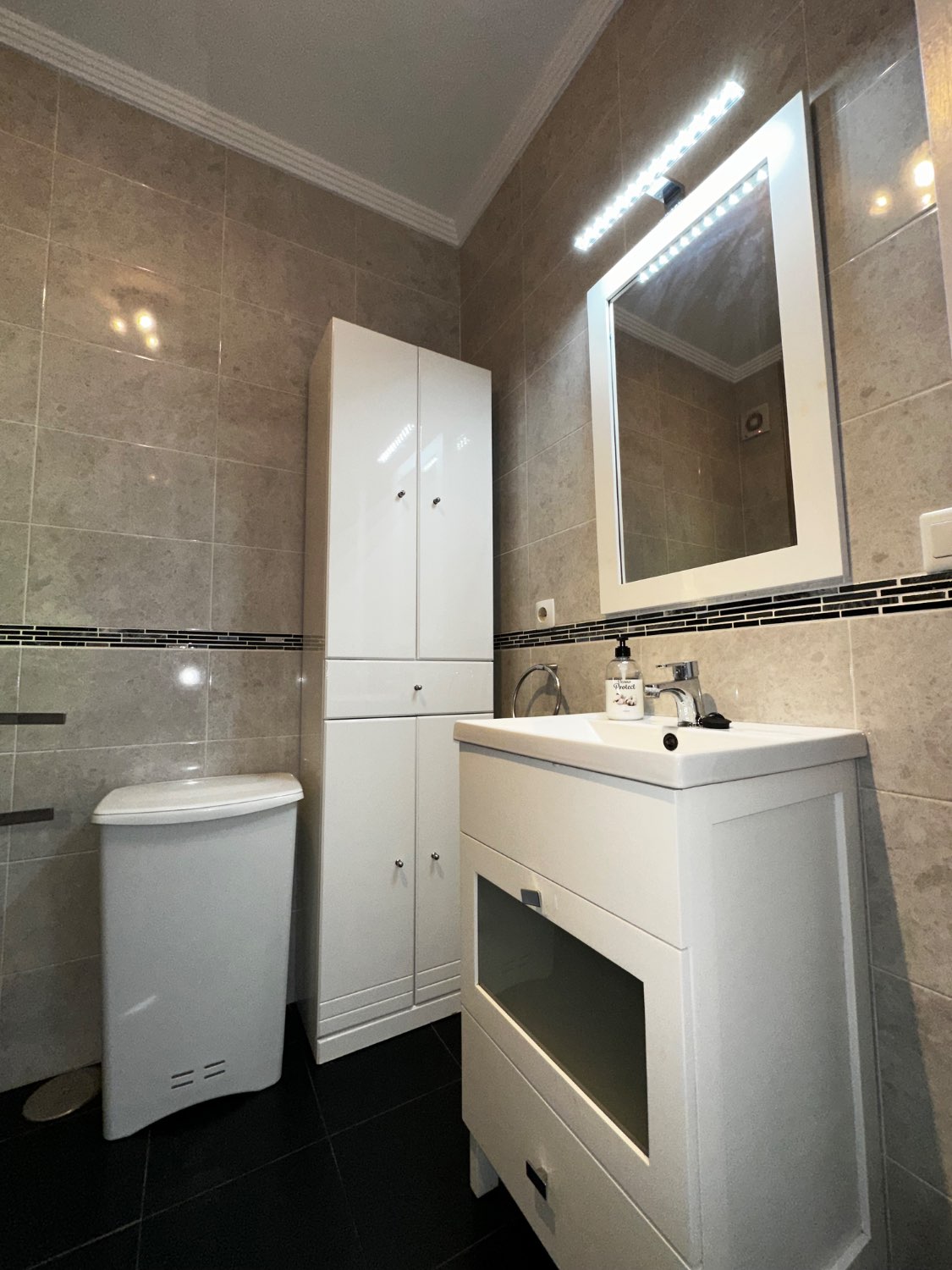 OPORTUNIDAD CASA EN NERJA CON GARAJE