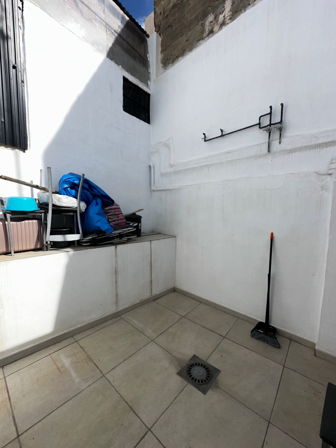 CASA REFORMADA ALQUILER LARGA TEMPORADA EN VELEZ MALAGA