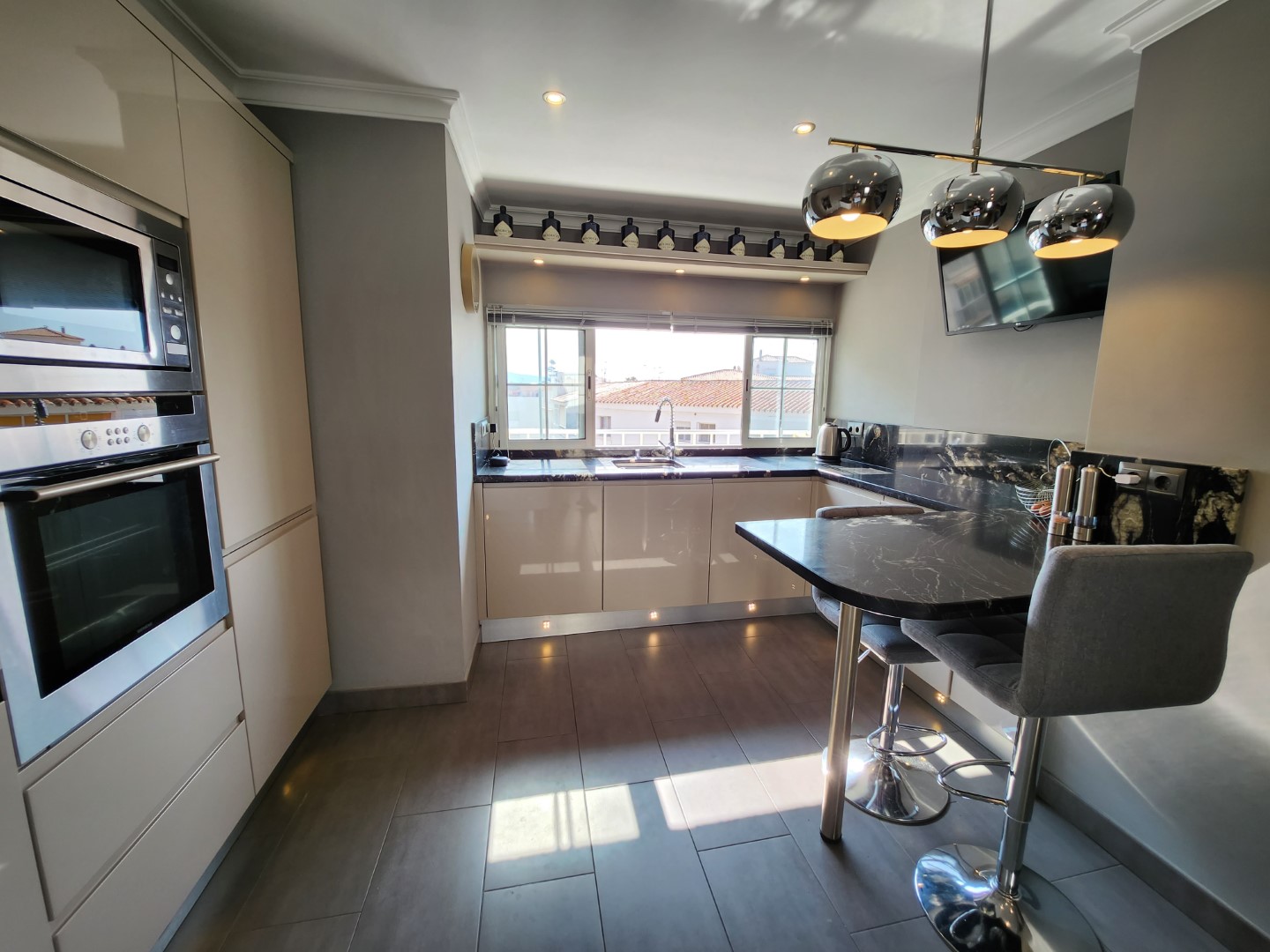 PISO CENTRO DE NERJA EXCLUSIVA