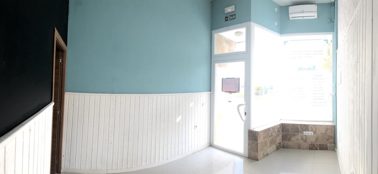 OPORTUNIDAD ÚNICA LOCAL TORRE DEL MAR