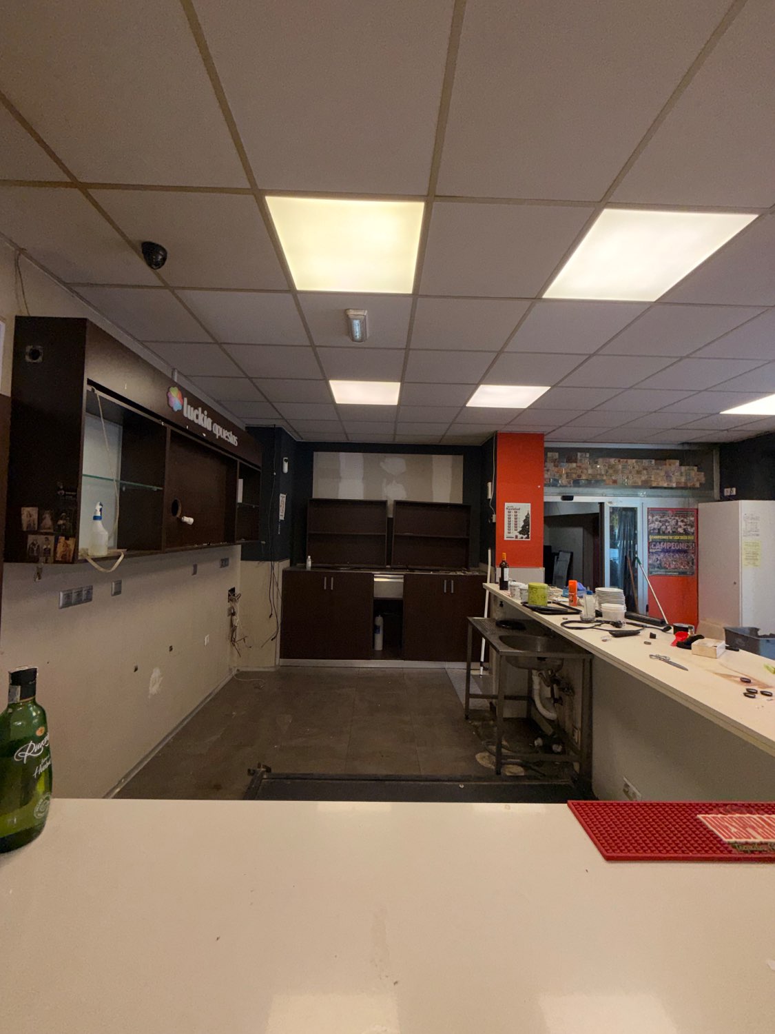 VENTA DE LOCAL EN TORRE DEL MAR