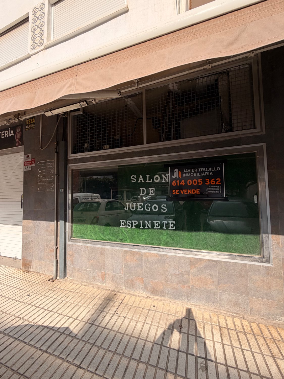 VENTA DE LOCAL EN TORRE DEL MAR