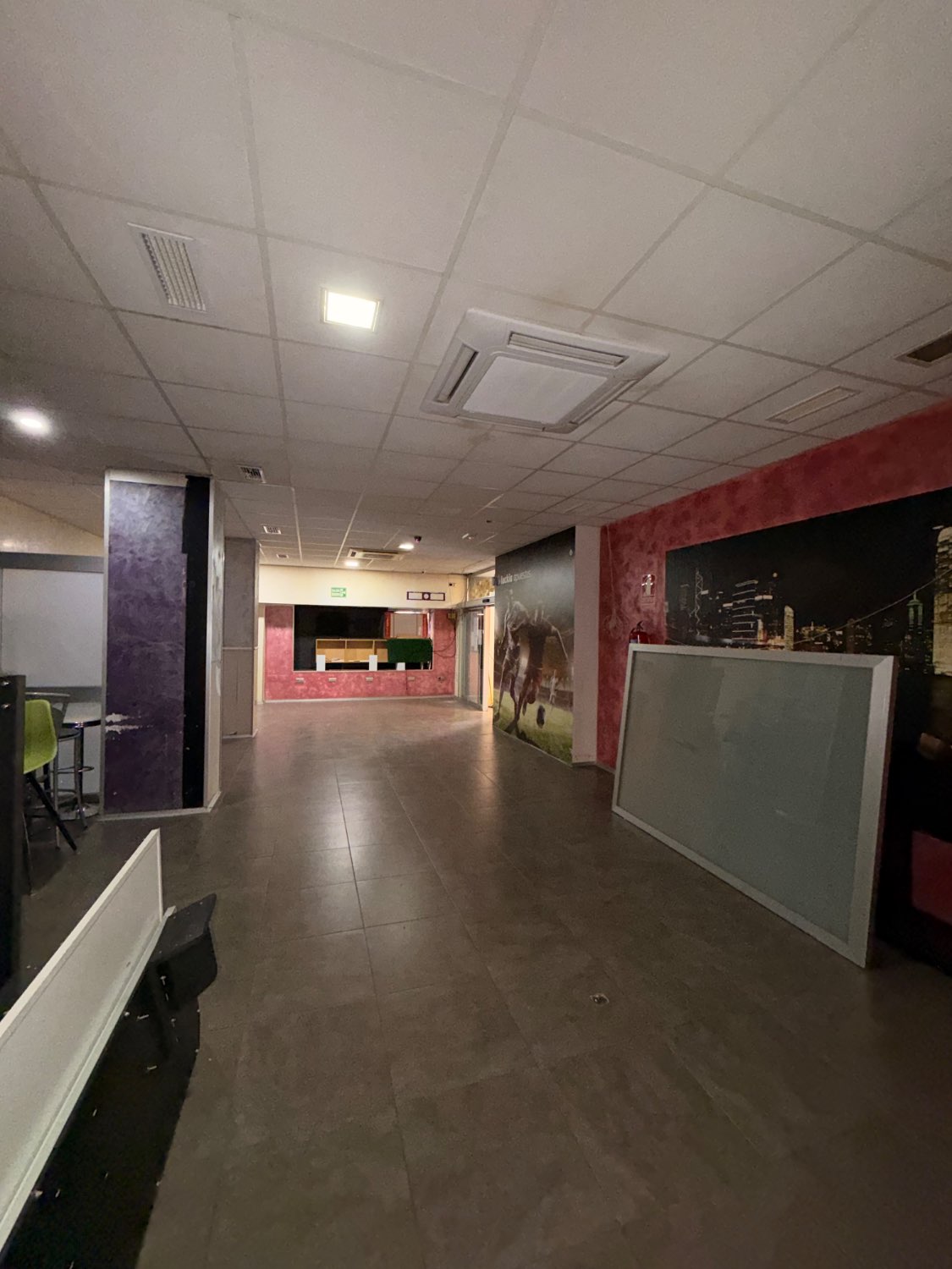 VENTA DE LOCAL EN TORRE DEL MAR