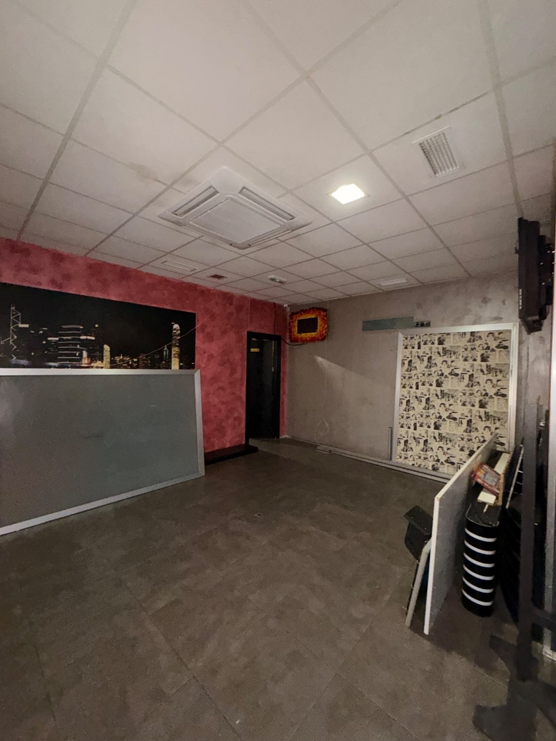 VENTA DE LOCAL EN TORRE DEL MAR