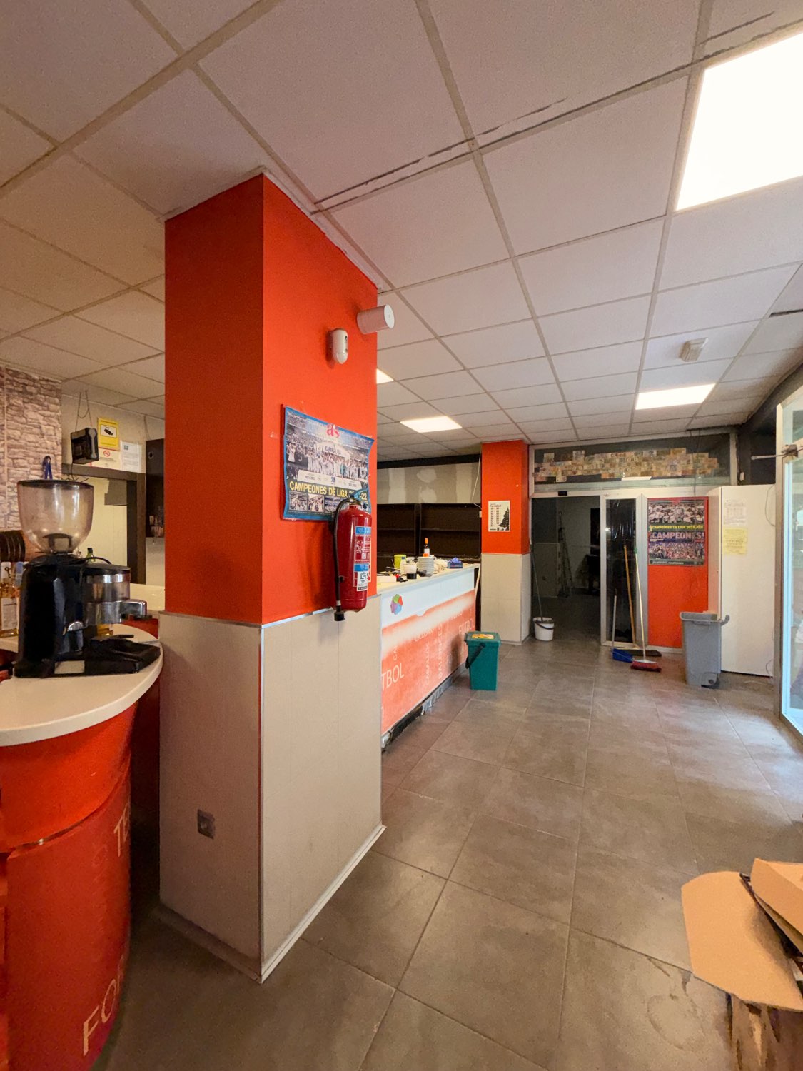 VENTA DE LOCAL EN TORRE DEL MAR