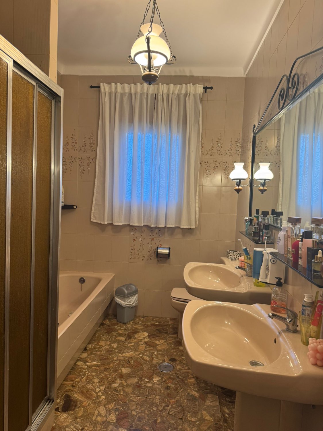 OPORTUNIDAD ÚNICA CASA INDEPENDIENTE CALETA DE VELEZ