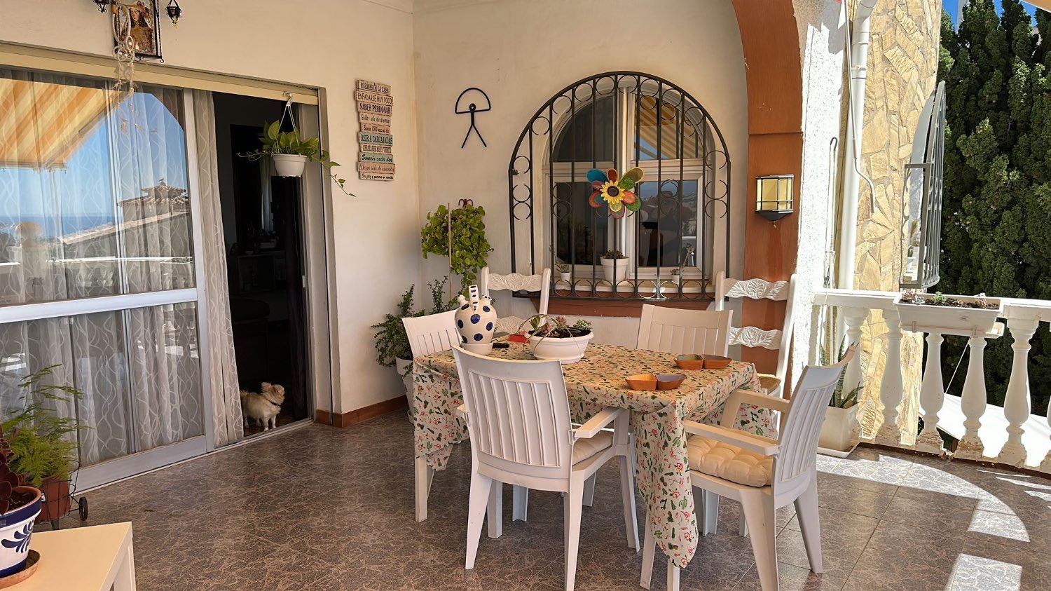 OPORTUNIDAD ÚNICA CASA INDEPENDIENTE CALETA DE VELEZ