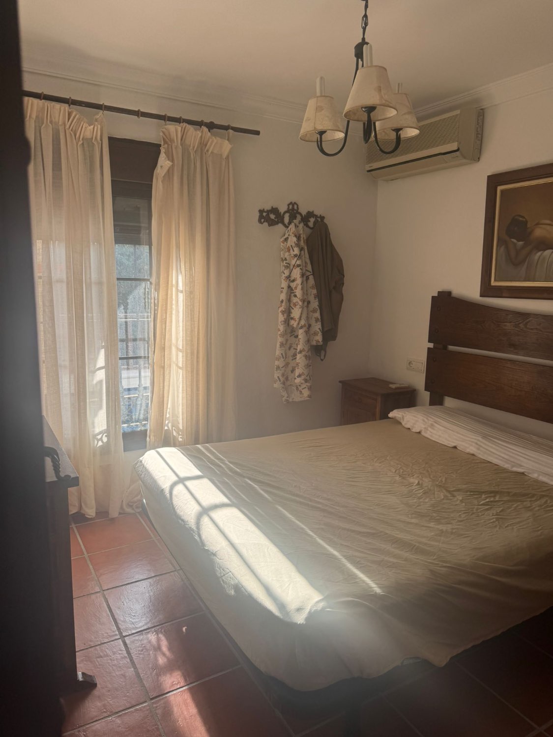 OPORTUNIDAD ÚNICA CASA INDEPENDIENTE CALETA DE VELEZ