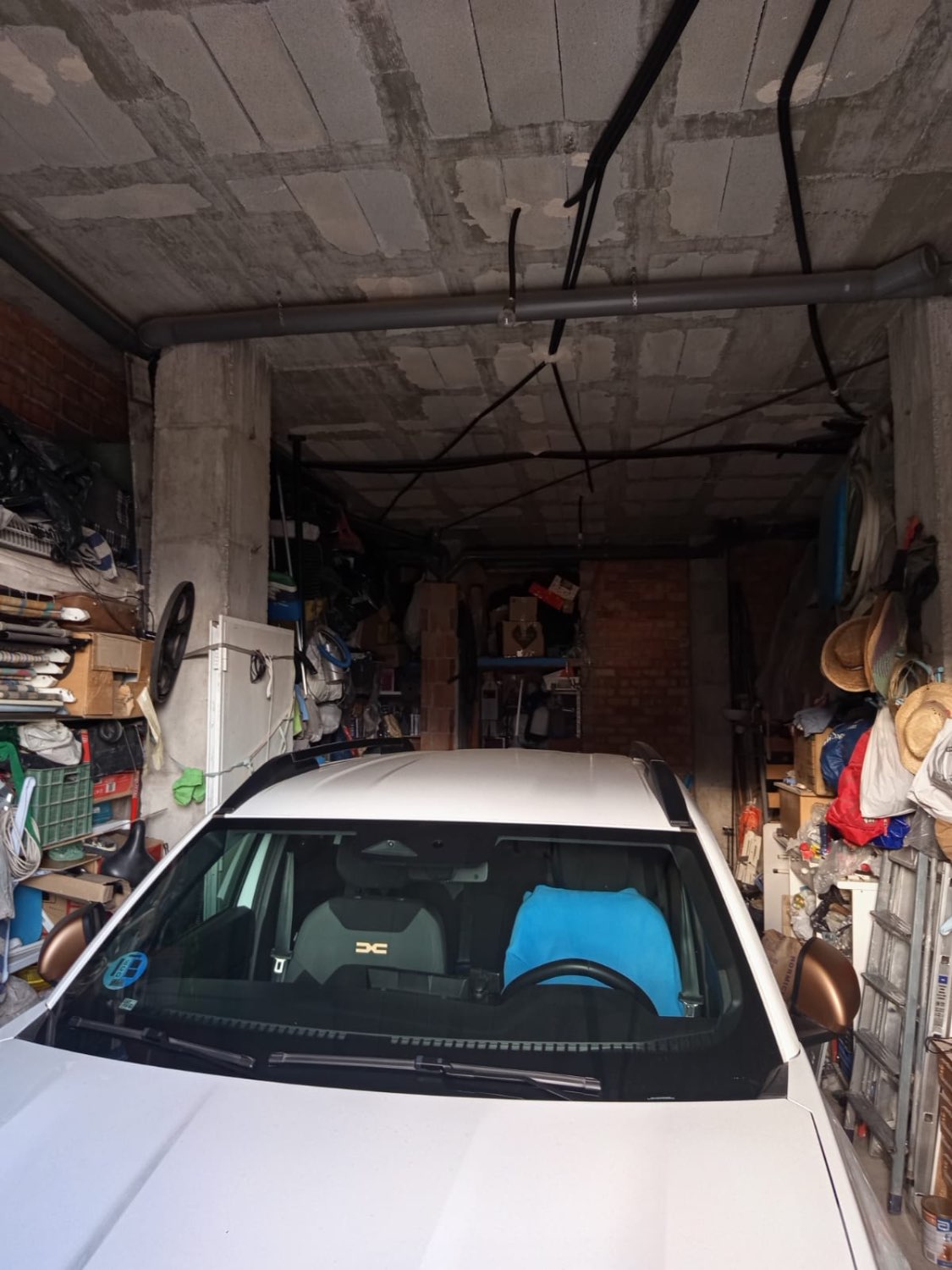 VENTA LOCAL CERRADO EN VELEZ MALAGA