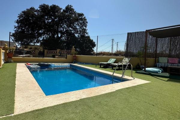 Casa en alquiler en Torrox