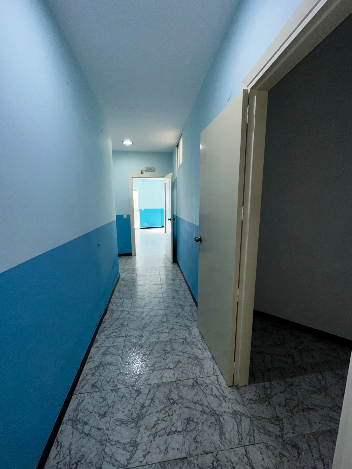 OPORTUNIDAD LOCAL COMERCIAL EN VELEZ MALAGA