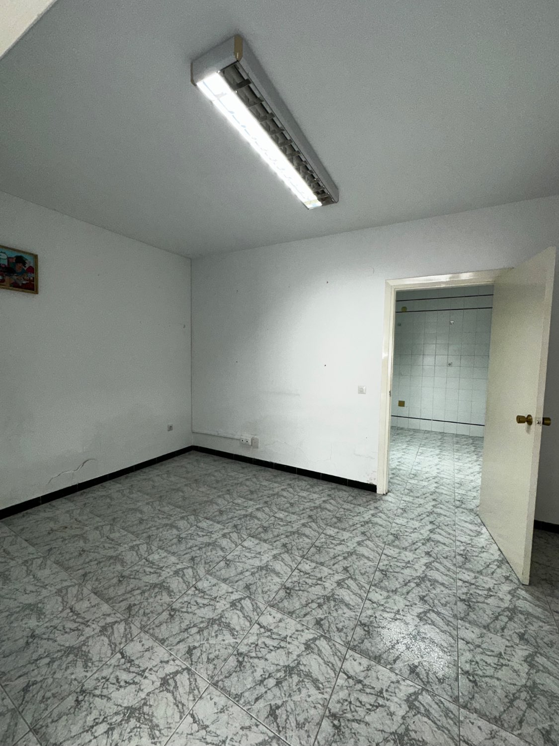 OPORTUNIDAD LOCAL COMERCIAL EN VELEZ MALAGA