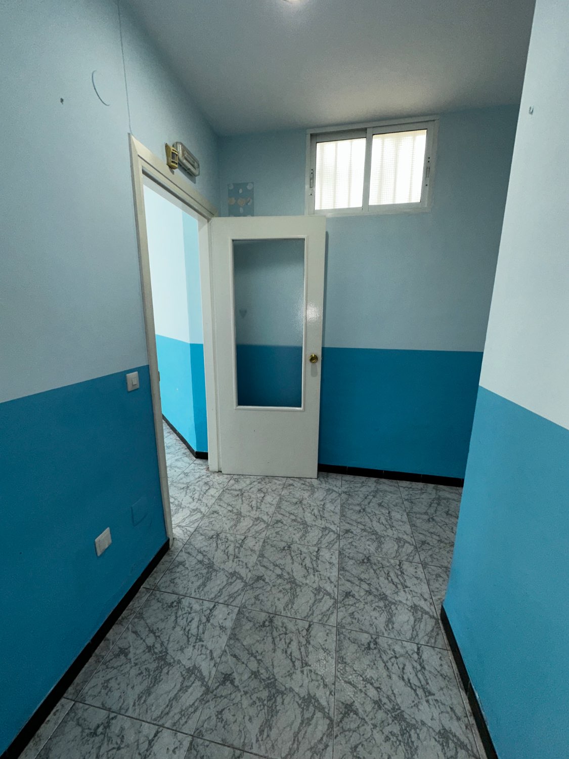 OPORTUNIDAD LOCAL COMERCIAL EN VELEZ MALAGA