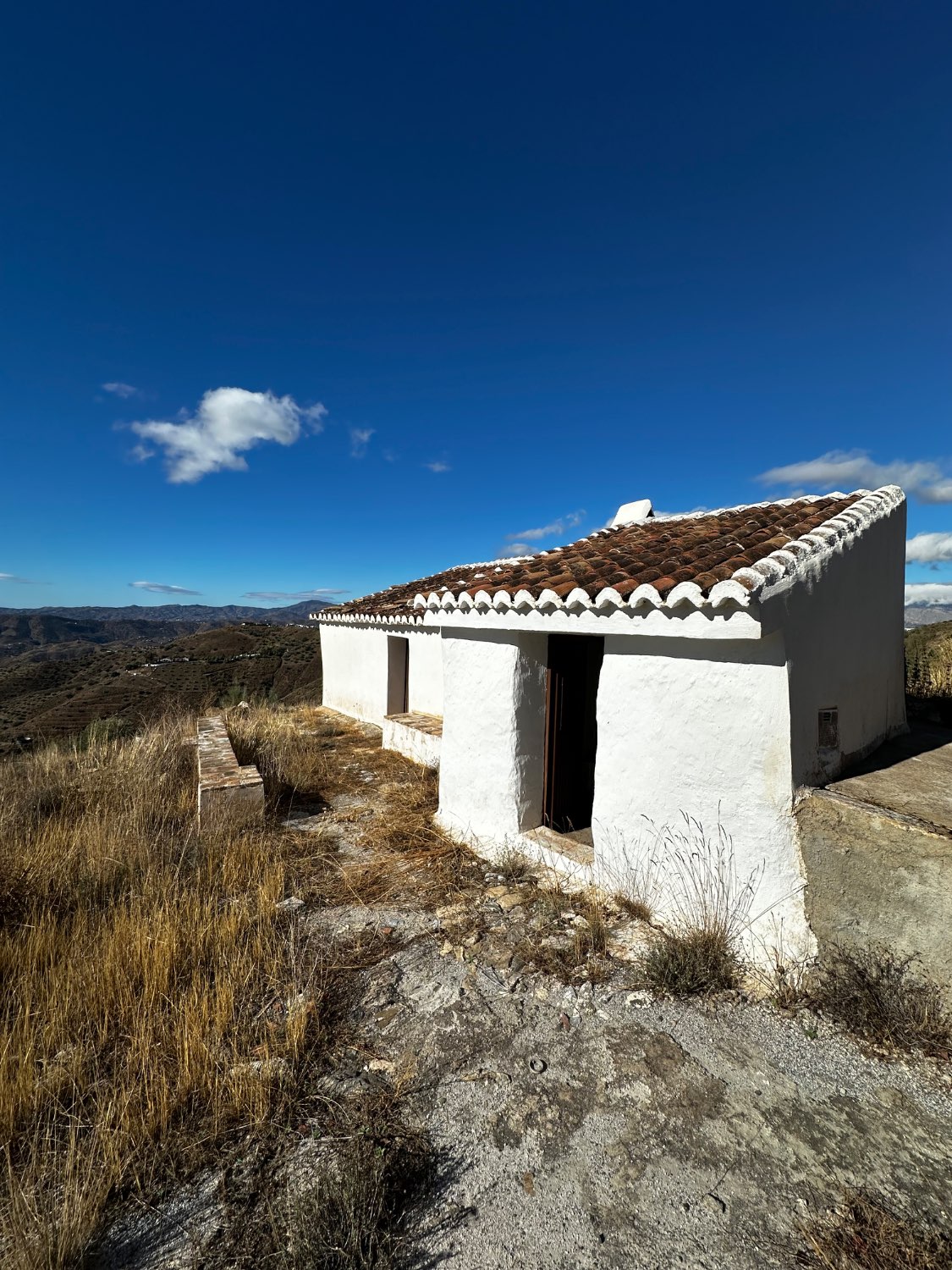 CASA DE CAMPO EN CANILLAS DE ACEITUNO