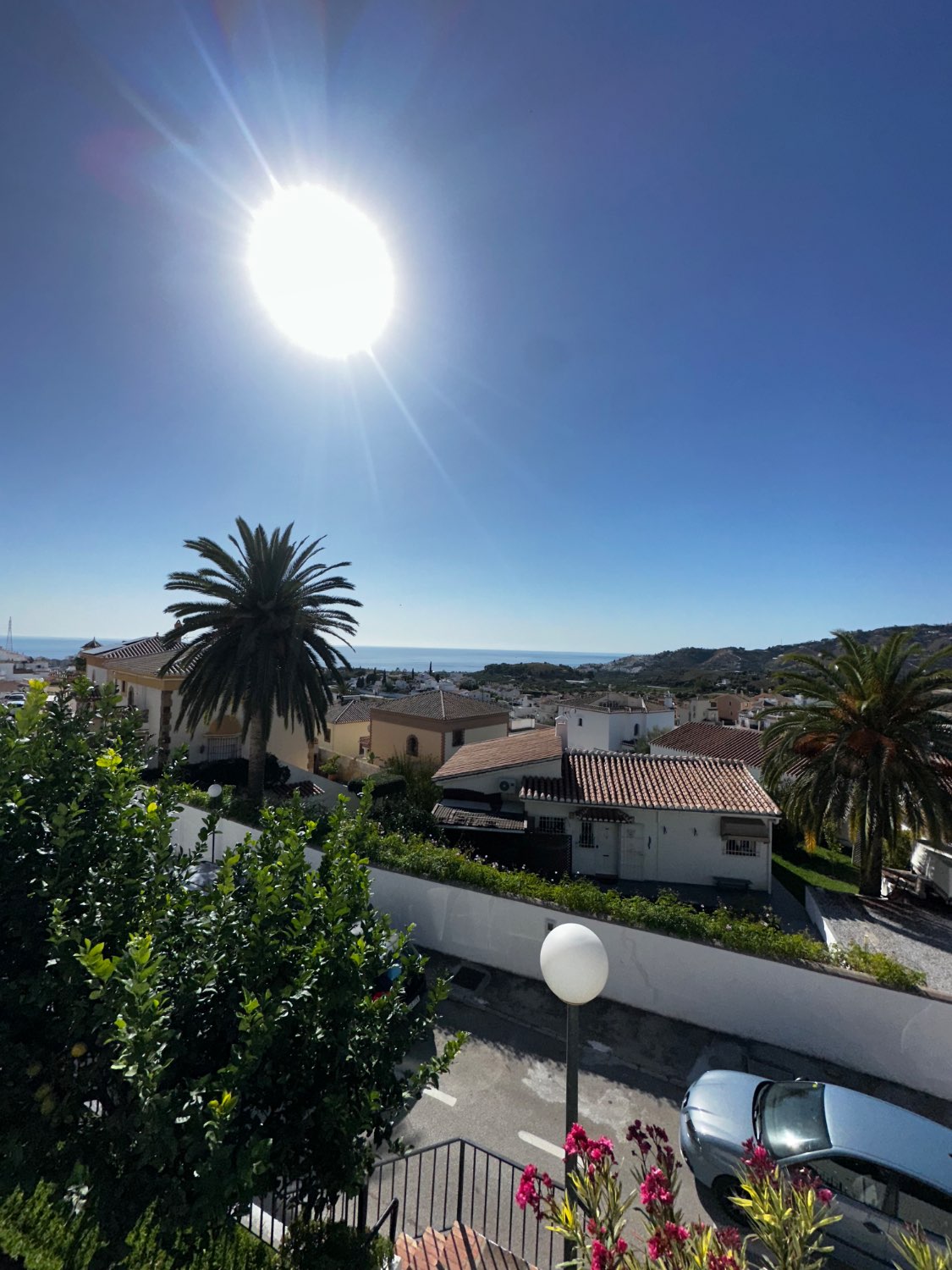 OPORTUNIDAD CASA EN NERJA CON GARAJE