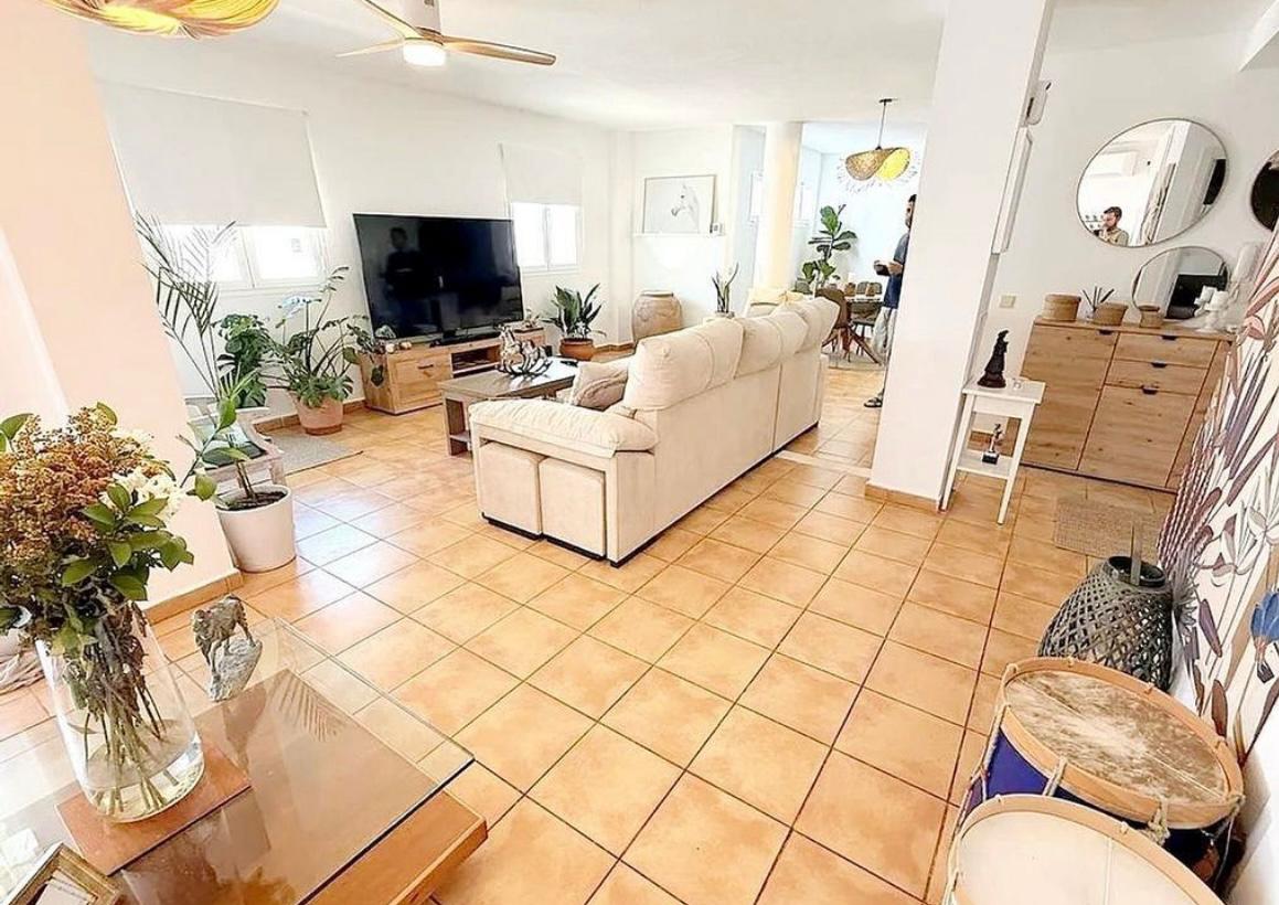 Exclusivo Ático Dúplex con vistas al mar en Chilches Costa