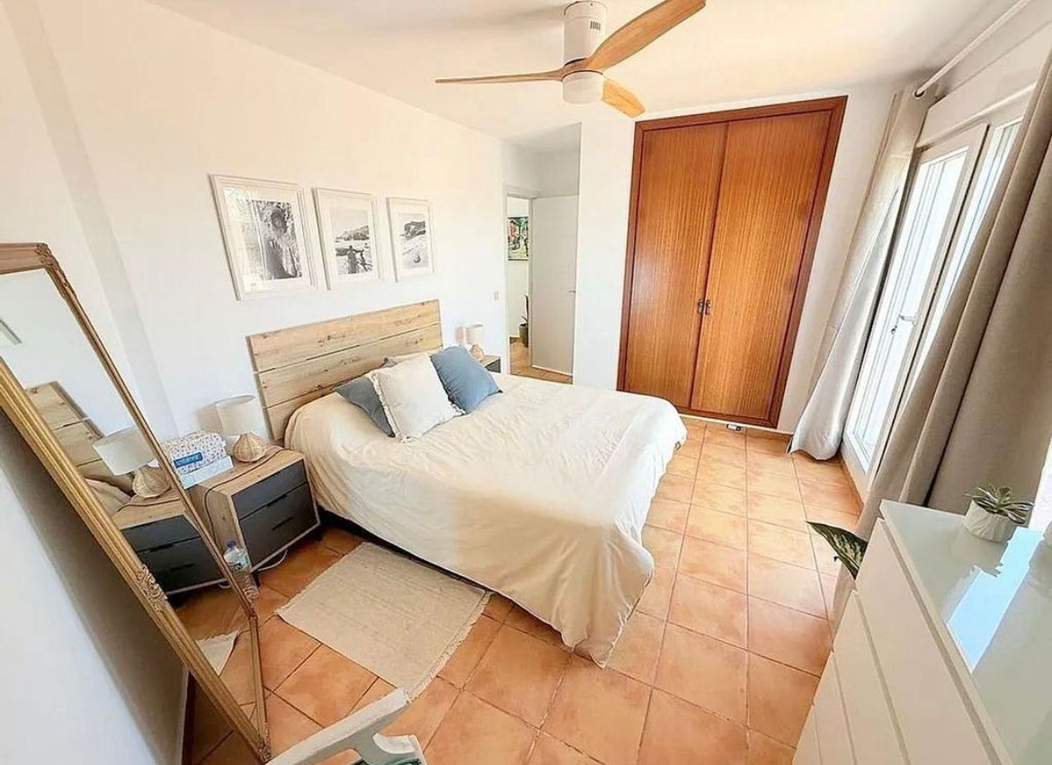 Exclusivo Ático Dúplex con vistas al mar en Chilches Costa