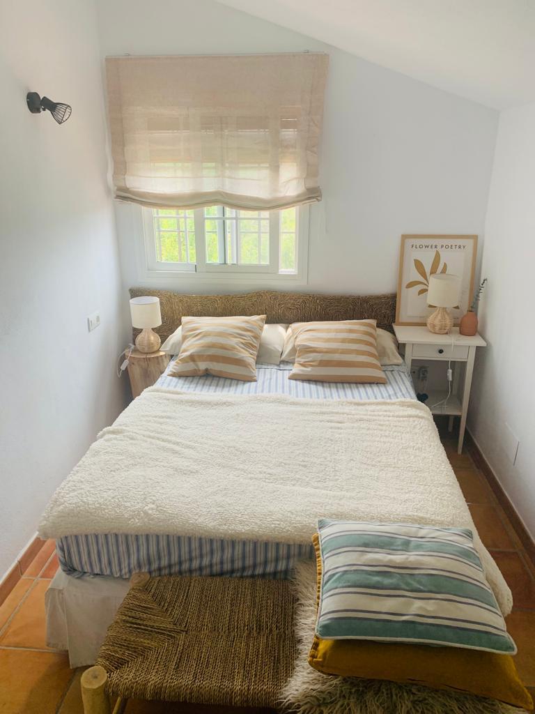 CASA DE CAMPO CON PISCINA Y VISTAS AL MAR VELEZ MALAGA