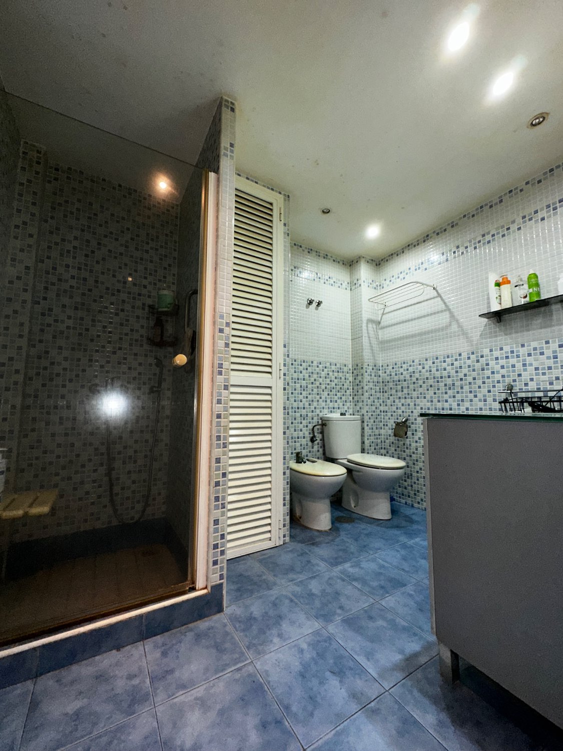 EDIFICIO CON 3 VIVIENDAS CENTRO TORRE DEL MAR