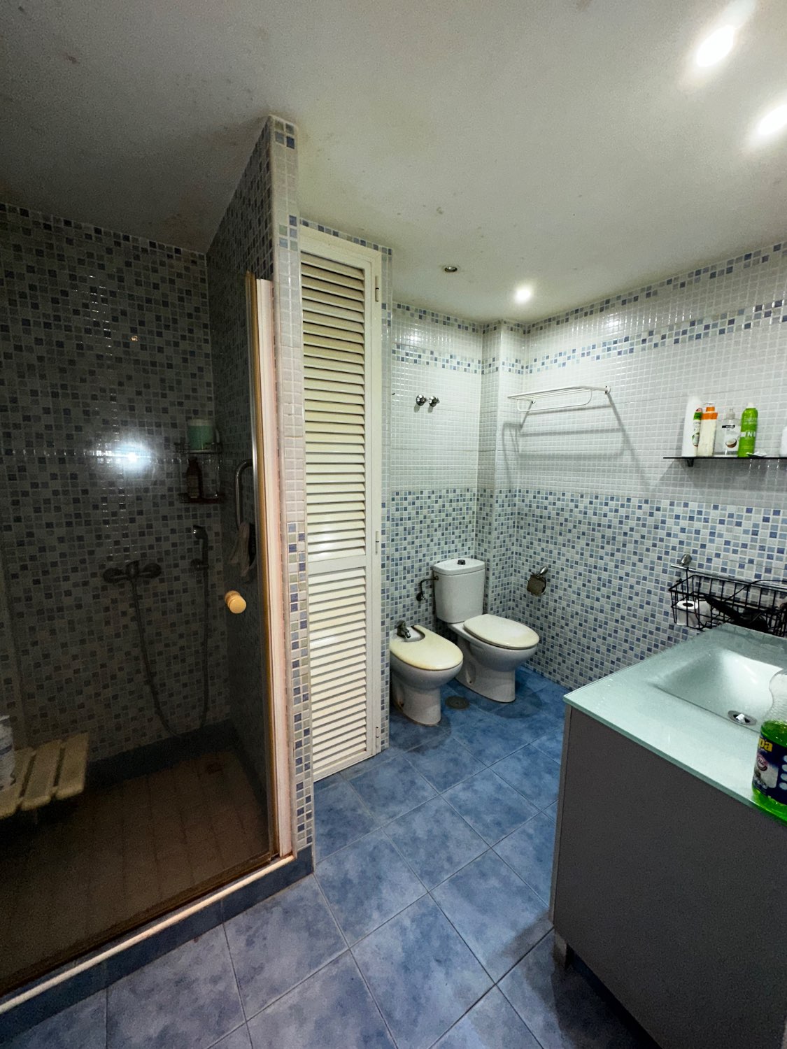 EDIFICIO CON 3 VIVIENDAS CENTRO TORRE DEL MAR