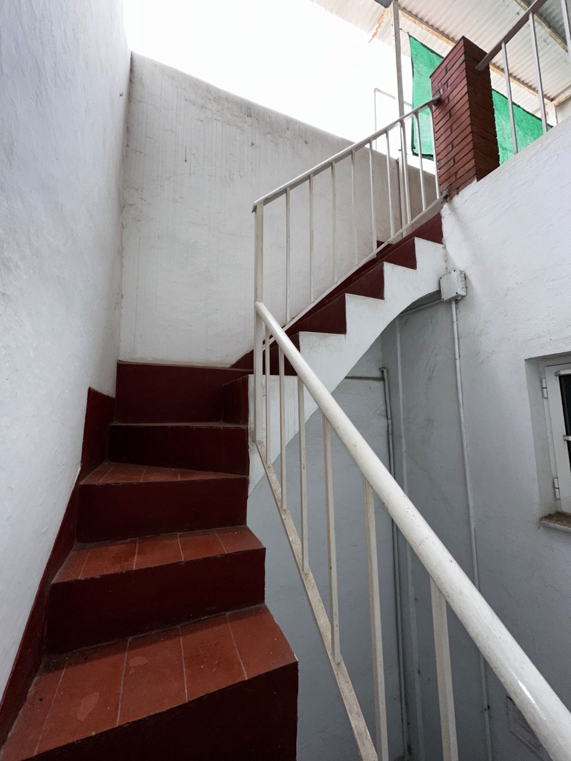 EDIFICIO CON 3 VIVIENDAS CENTRO TORRE DEL MAR