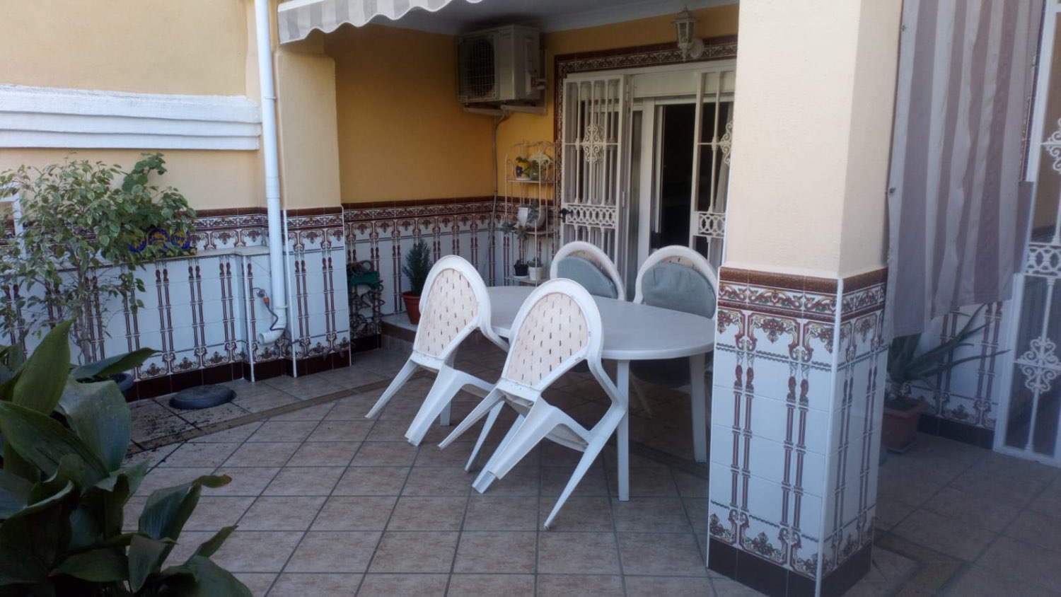 CHALETS OPORTUNIDA ÚNICA TORRE DEL MAR