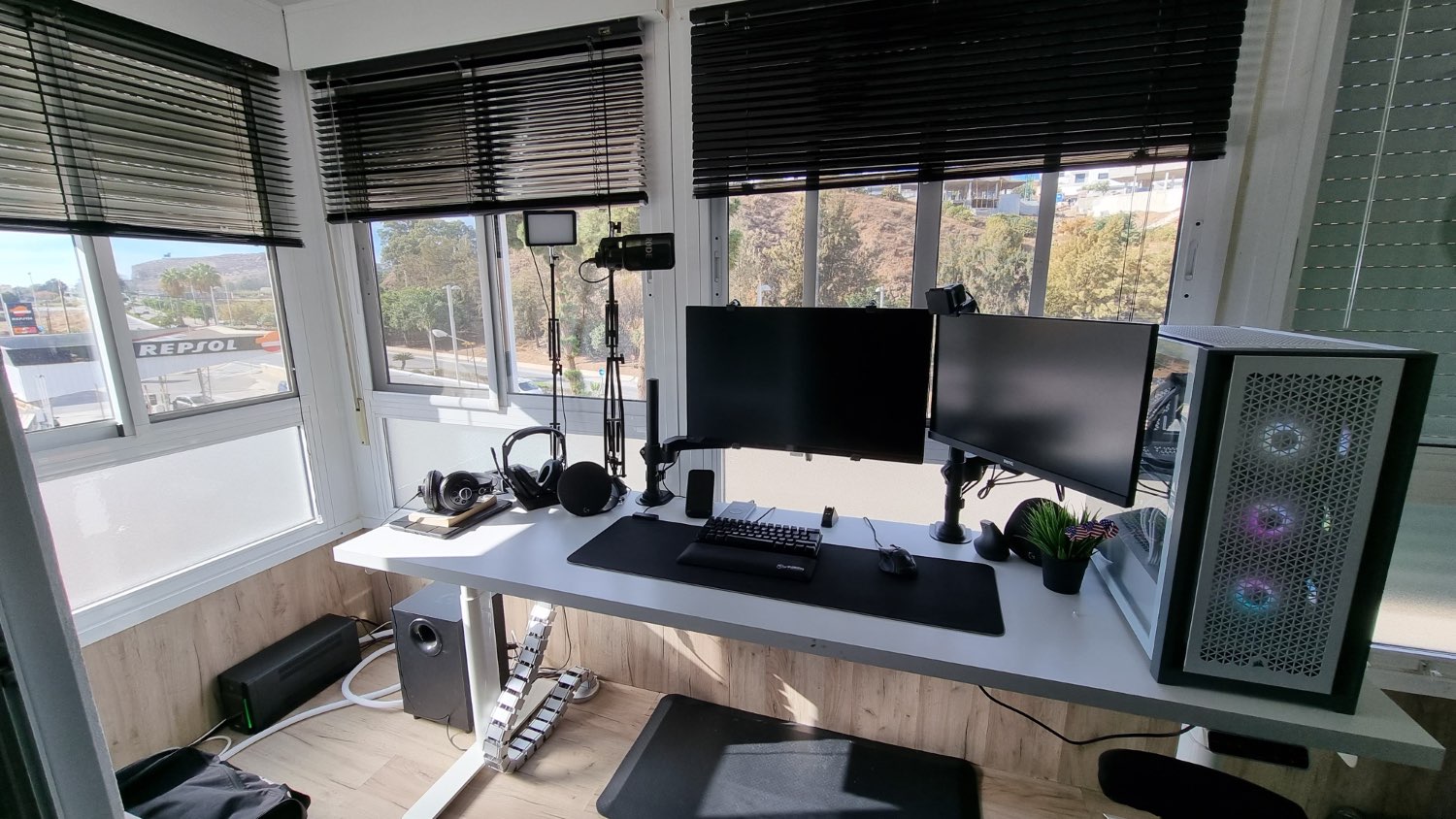 ESPECTACULAR VIVIENDA EN TORRE DEL MAR