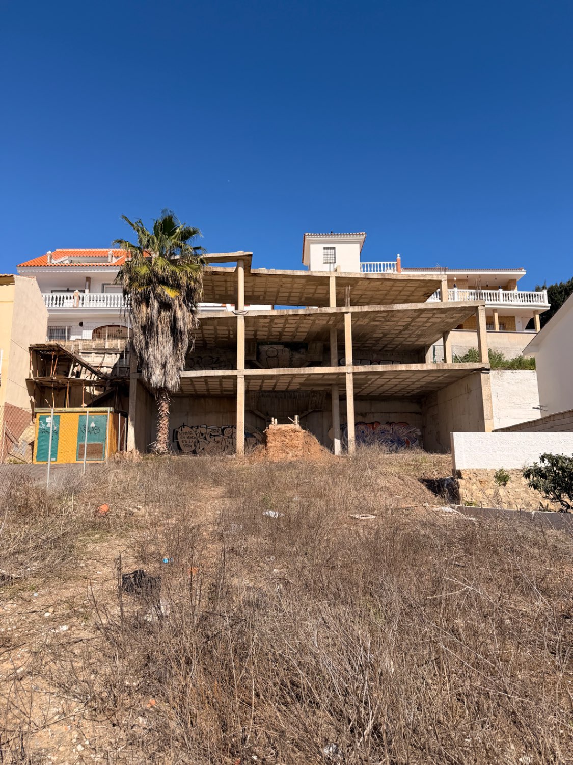 PARCELAS URBANIZABLES BENAJARAFE