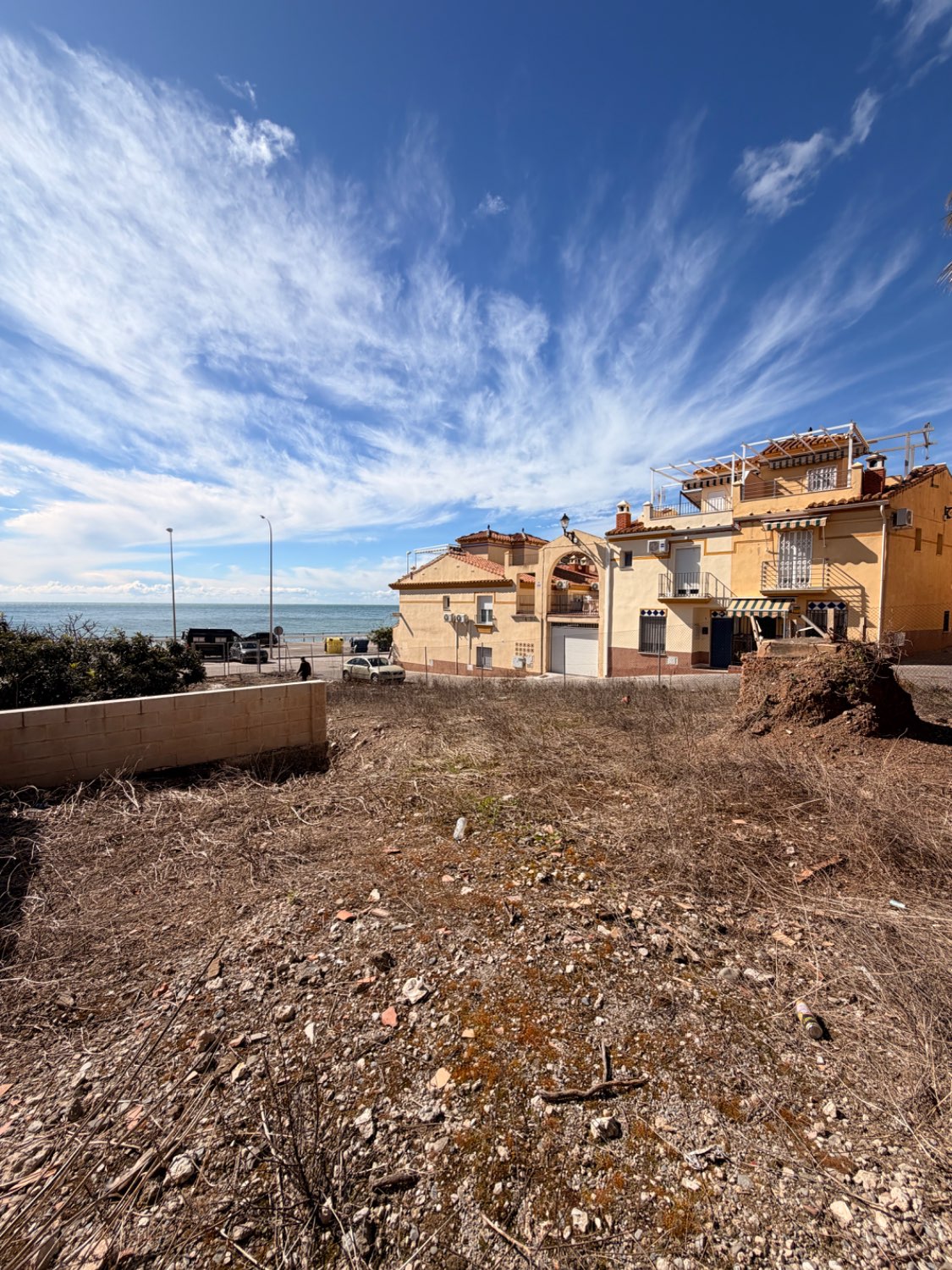 PARCELAS URBANIZABLES BENAJARAFE