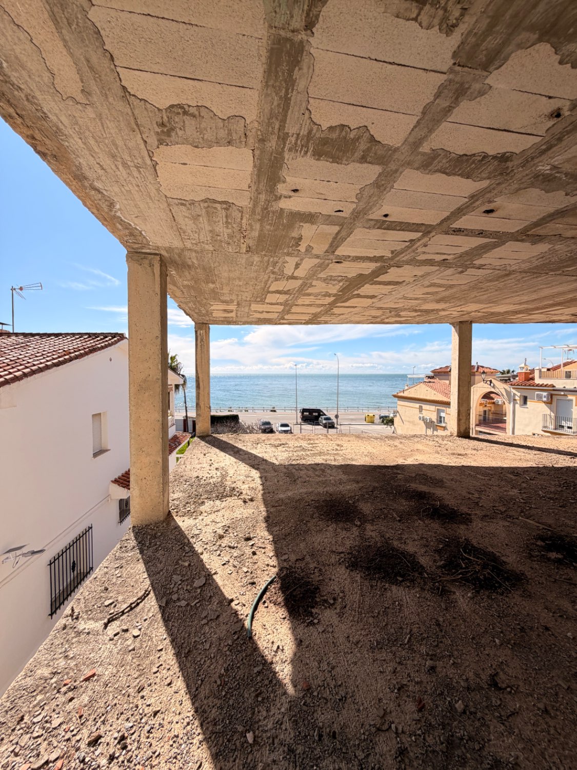 PARCELAS URBANIZABLES BENAJARAFE