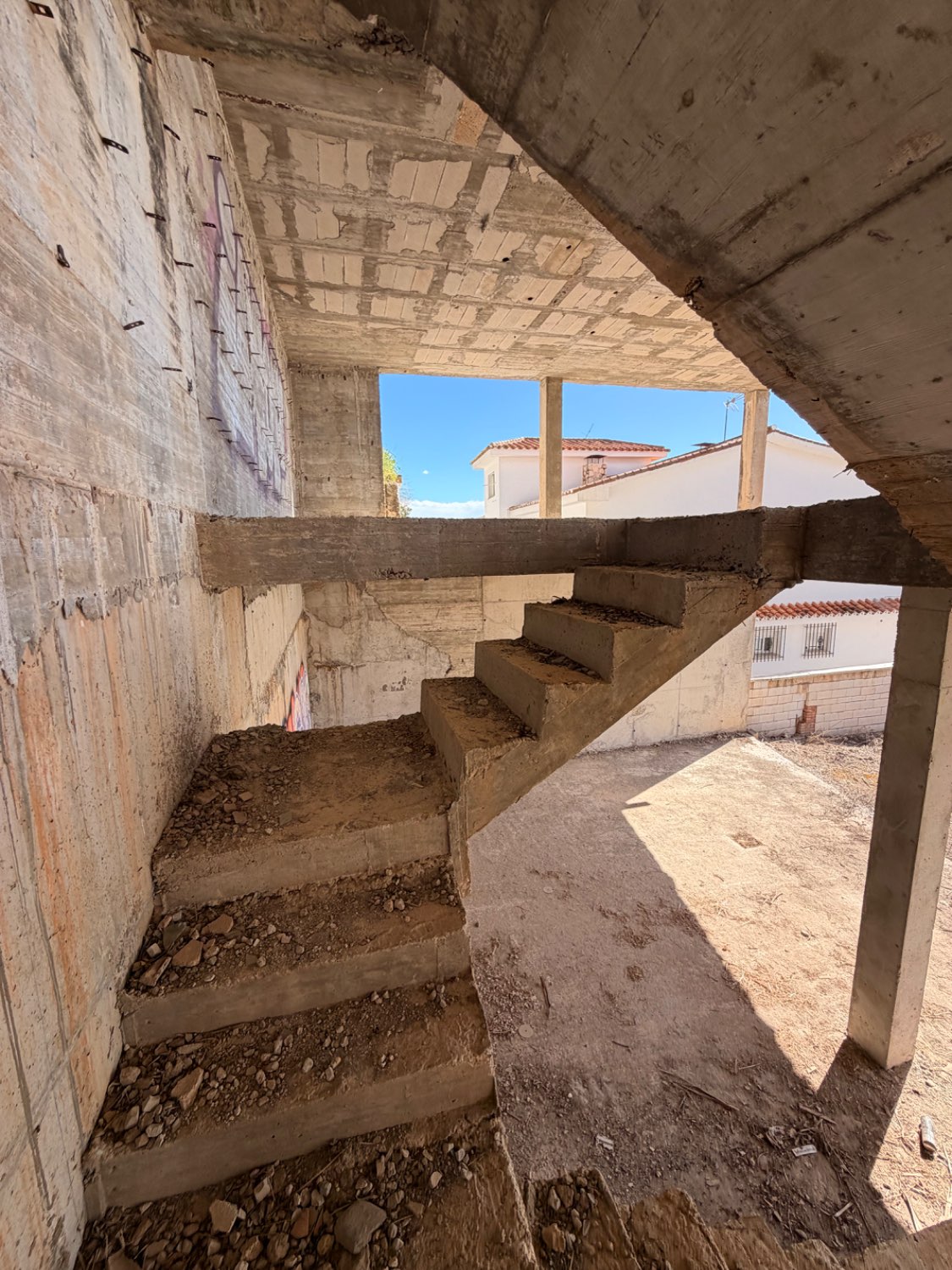 PARCELAS URBANIZABLES BENAJARAFE