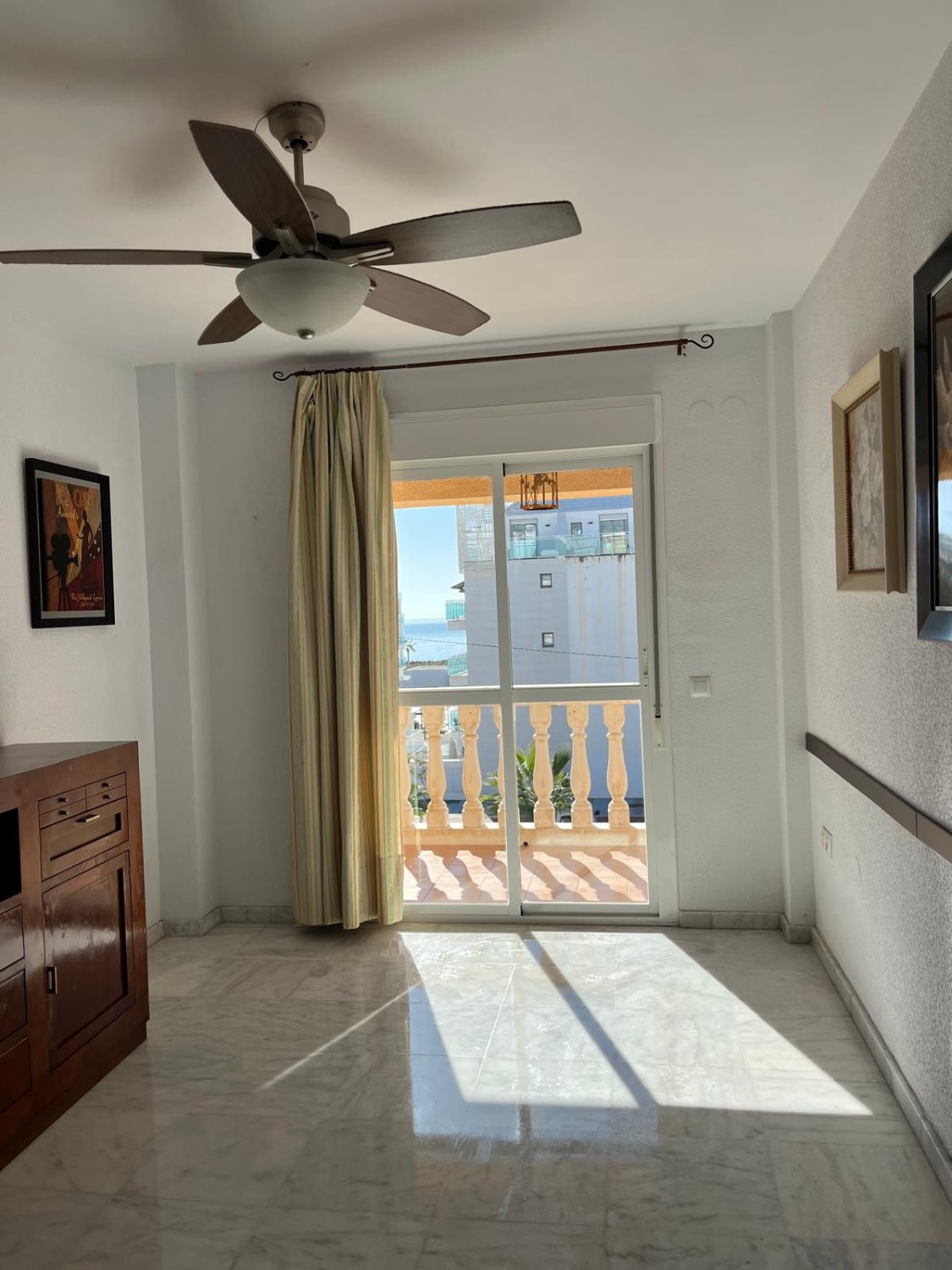 WOHNUNG MIT MEERBLICK