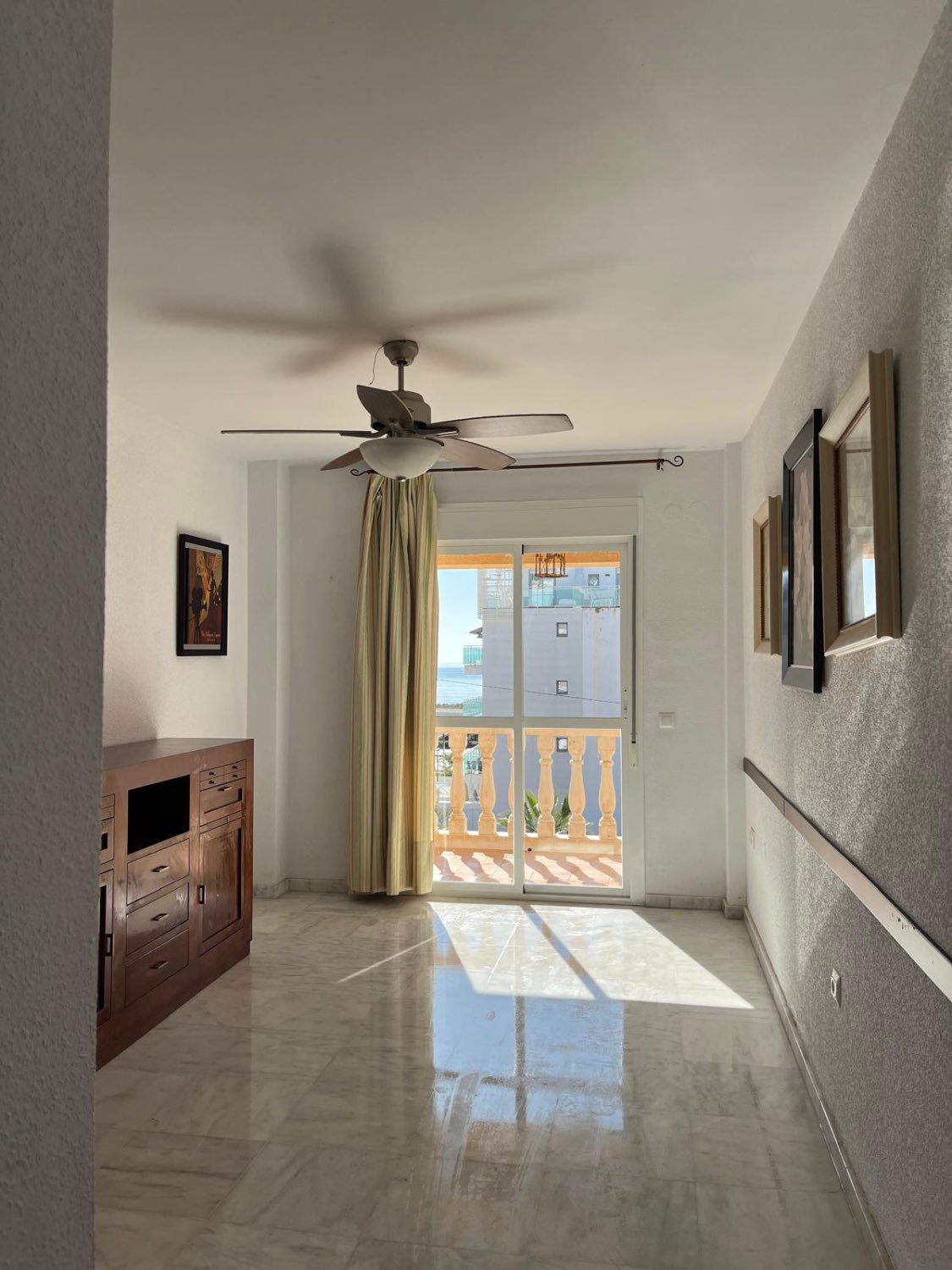 WOHNUNG MIT MEERBLICK