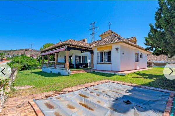 Villa en venta en La Cala del Moral (Rincón de la Victoria)