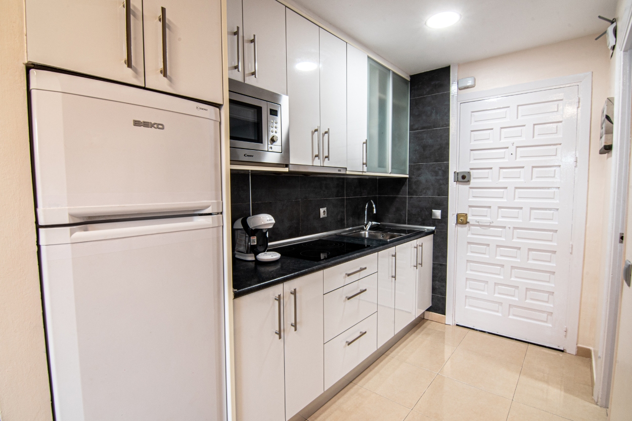 VENTA ESTUDIO DE LUJO BENALMADENA