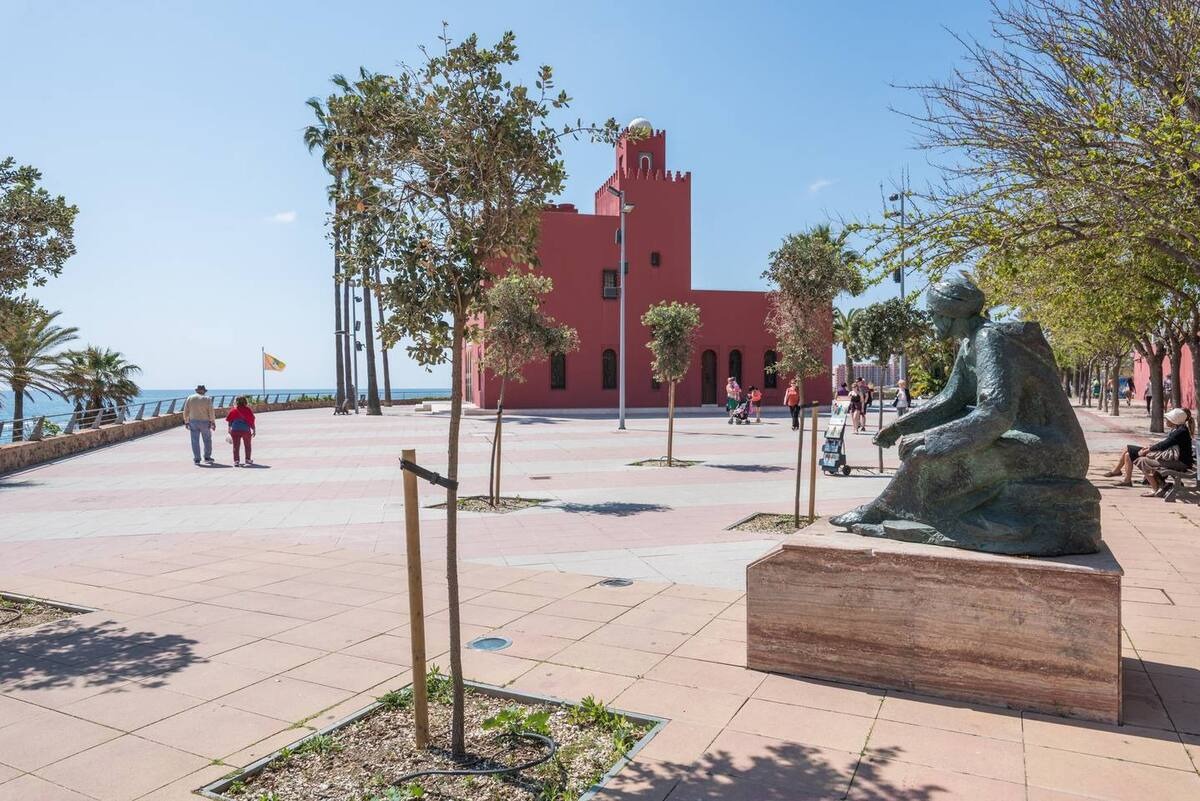 VENTA ESTUDIO DE LUJO BENALMADENA