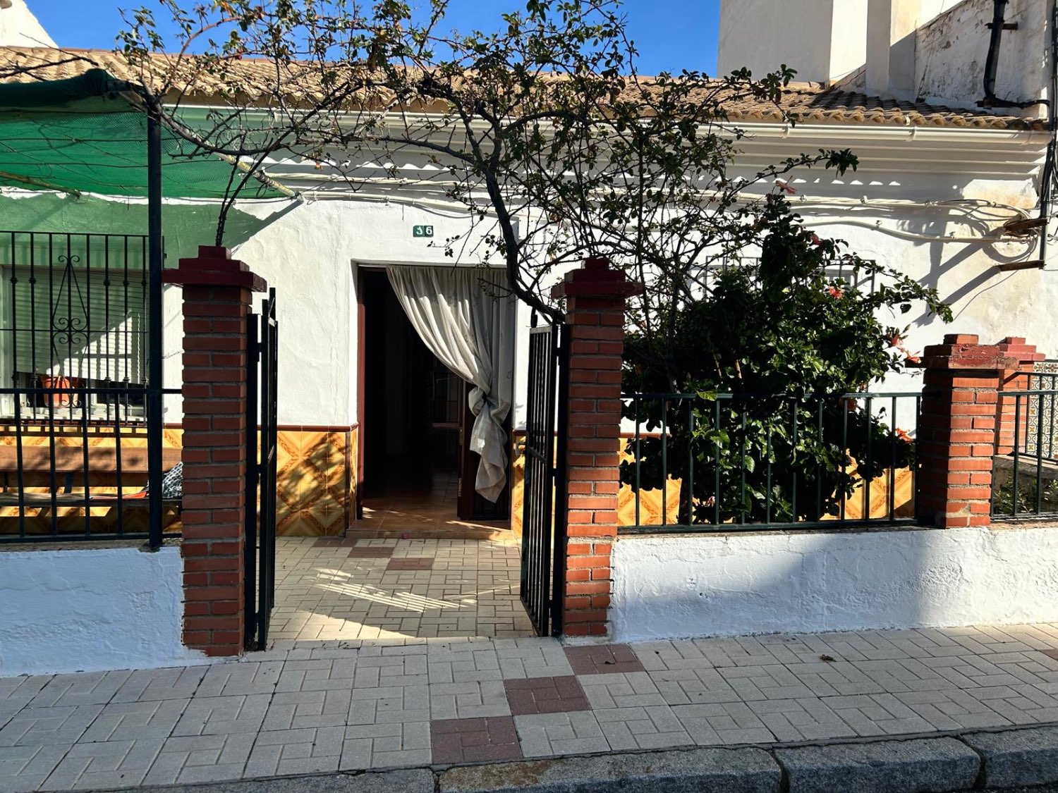 CASA EN VENTA EN SALTO DEL NEGRO (BENAMARGOSA)